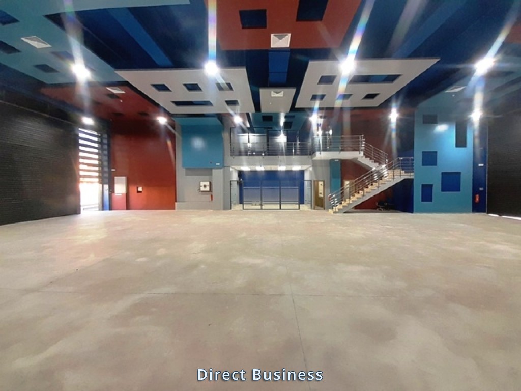A louer – Bâtiment de 1.600 m² – show-room et atelier automobiles – Zenata, Casablanca