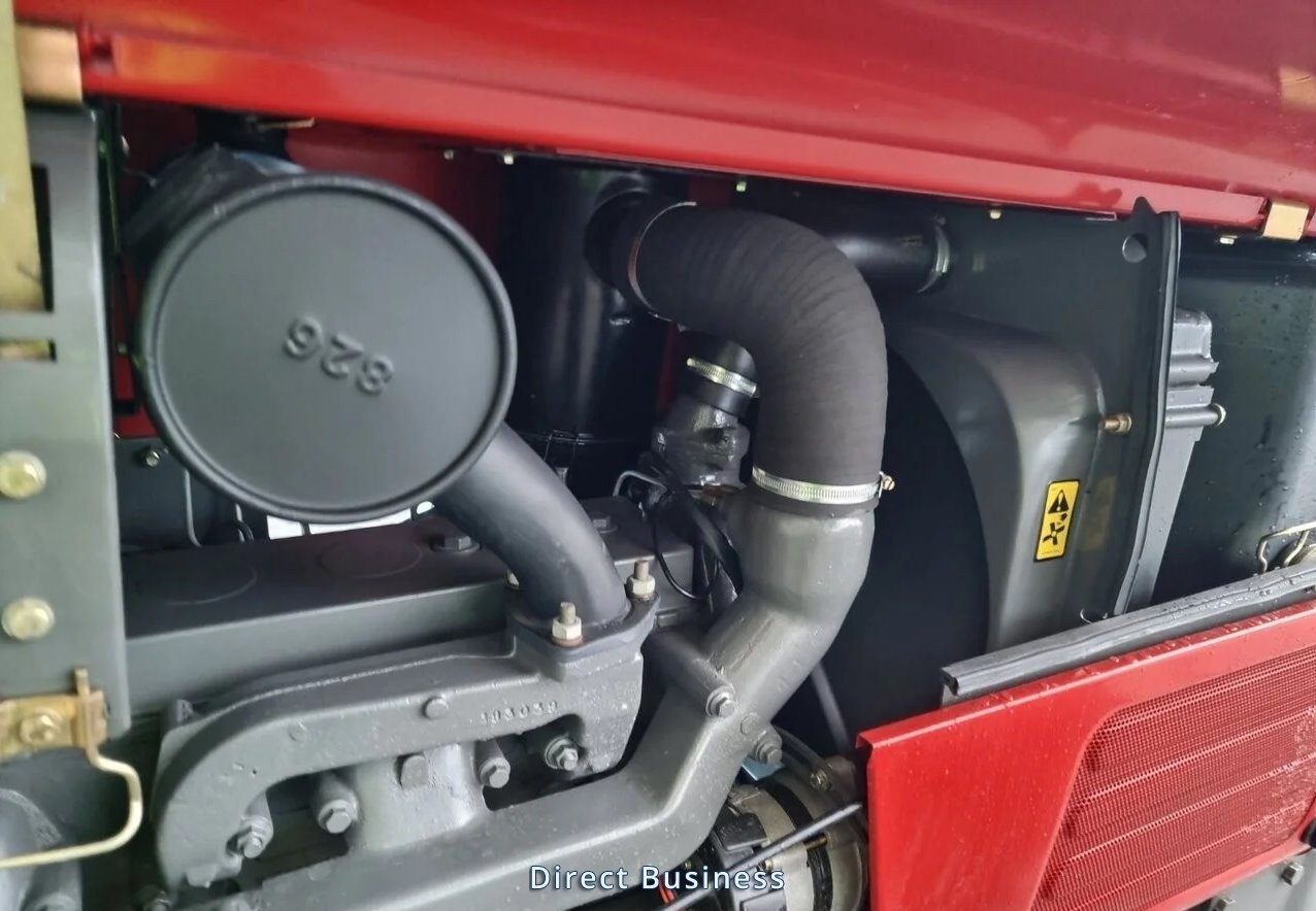 TRACTEUR NEUF MASSEY-FERGUSON MF385 4WD moteur perkins